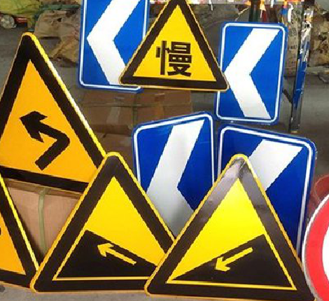 宣恩标识标牌中颜色的确定是很重要的。